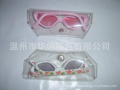 【供應(yīng)pvc透明眼鏡盒(圖),PVCl軟包,時尚PVC包,透明包,品質(zhì)好】價格,廠家,圖片,太陽鏡、偏光鏡、時裝鏡,溫州市華納箱包-